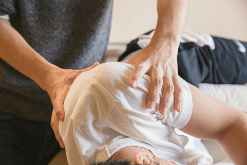 lymphatic drainage technique - massage of leg